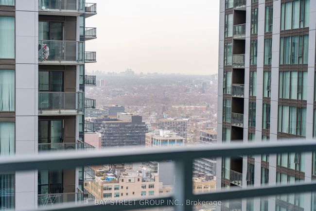 3212 - 21 Widmer St, Condo with 2 bedrooms, 1 bathrooms and null parking in Toronto ON | Image 32