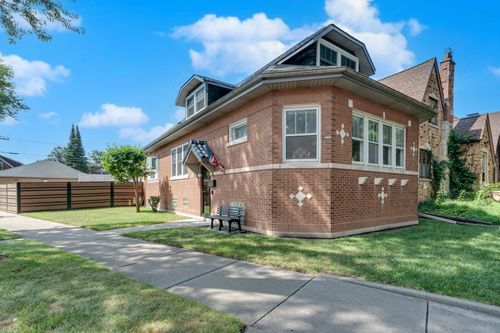 6100 N Mason Ave, Chicago, IL, 60646-3915 | Card Image