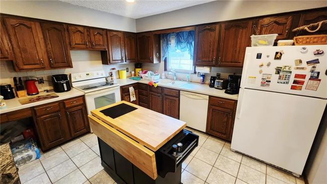 1302 Bitner Ter, House other with 4 bedrooms, 3 bathrooms and null parking in Pittsburg KS | Image 8
