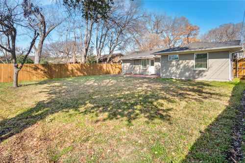 3126 Colchester Dr, Farmers Branch, TX, 75234-5034 | Card Image
