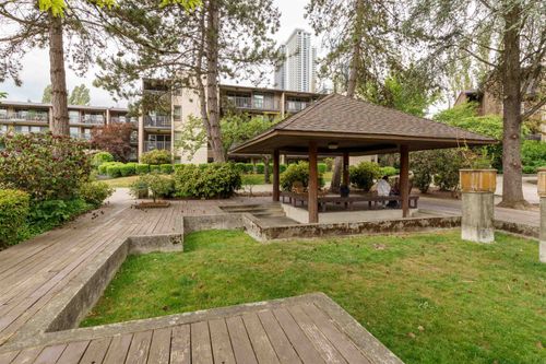 606-9867 Manchester Dr, Burnaby, BC, V3N4P6 | Card Image