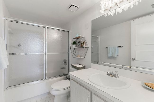 APT-1208 - 440 Seaview Ct, Condo with 2 bedrooms, 2 bathrooms and null parking in MARCO ISLAND FL | Image 31