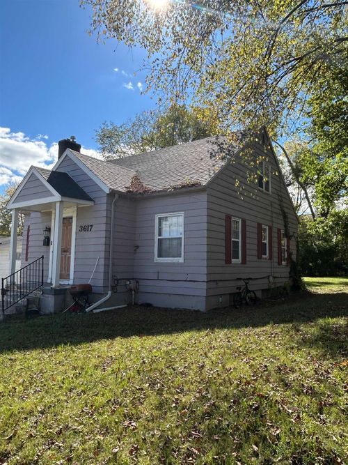 3617 Sherwood Dr, Flint, MI, 48503-2318 | Card Image
