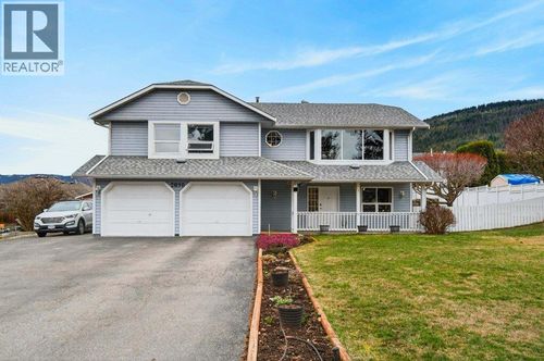 2090 14 Street Sw, Salmon Arm, BC, V1E1L6 | Card Image