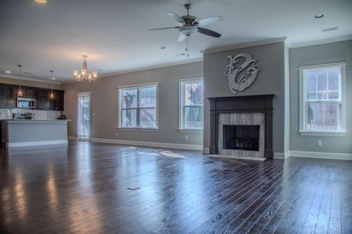 565 Lakeshore Cv, Fort Oglethorpe, GA, 30742-4208 | Card Image