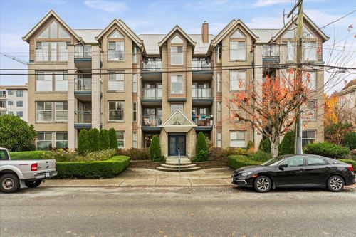 {{alt}} | Card Image