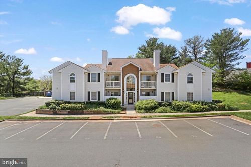 unit-7-110 Westwick Ct, STERLING, VA, 20165-6115 | Card Image