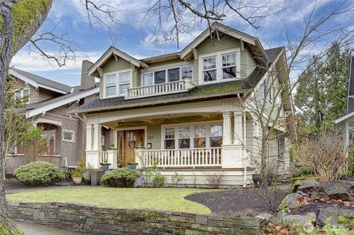 2221 22nd Ave E, Seattle, WA, 98112-2933 | Card Image