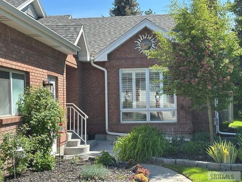 3525 Sun Cir, Idaho Falls, ID, 83404-7257 | Card Image