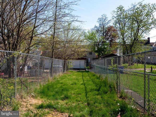 564 Walnut St, Townhouse with 2 bedrooms, 1 bathrooms and null parking in POTTSTOWN PA | Image 17