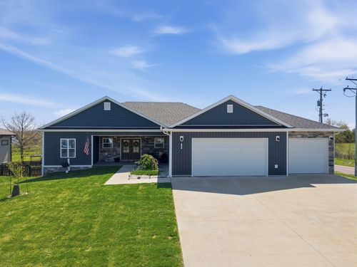 100 Peterson Ln, ASHLAND, MO, 65010 | Card Image