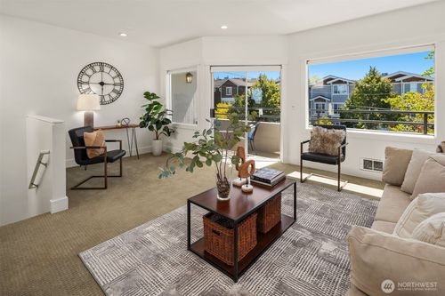 1-611 Bell St, Edmonds, WA, 98020-3065 | Card Image