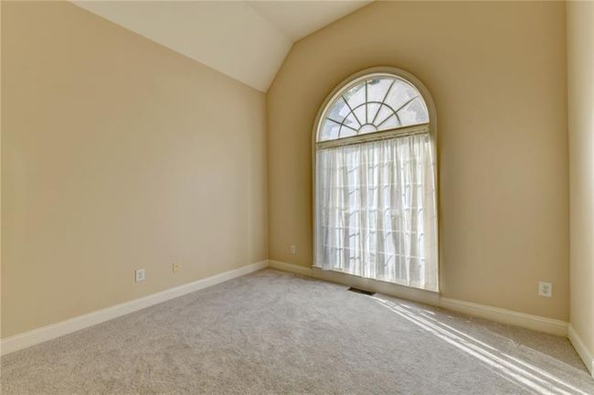106 Little Barley Ln, House other with 4 bedrooms, 3 bathrooms and 4 parking in Grayson GA | Image 8