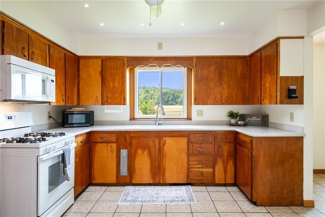 748 Pelis Rd, House other with 3 bedrooms, 2 bathrooms and null parking in Newark NY | Image 13