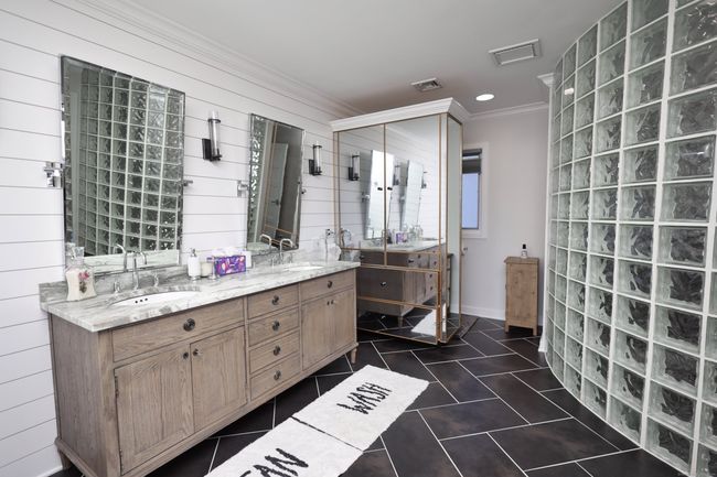 Primary Bath | Image 18