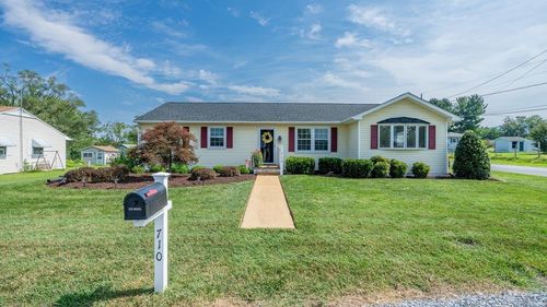 710 10th St, SHENANDOAH, VA, 22849 | Card Image