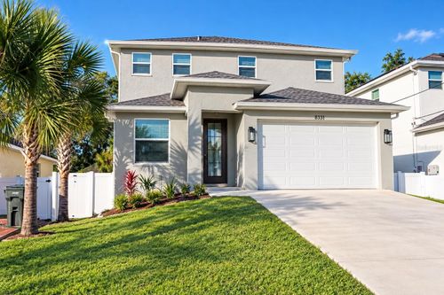 8331 Peggy St, Tampa, FL, 33615-2818 | Card Image