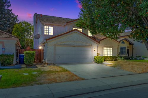 1900 Berryessa Dr, Modesto, CA, 95358-6724 | Card Image