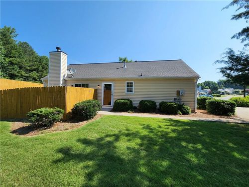 2800 Pine Valley Way Nw, Kennesaw, GA, 30152-6044 | Card Image