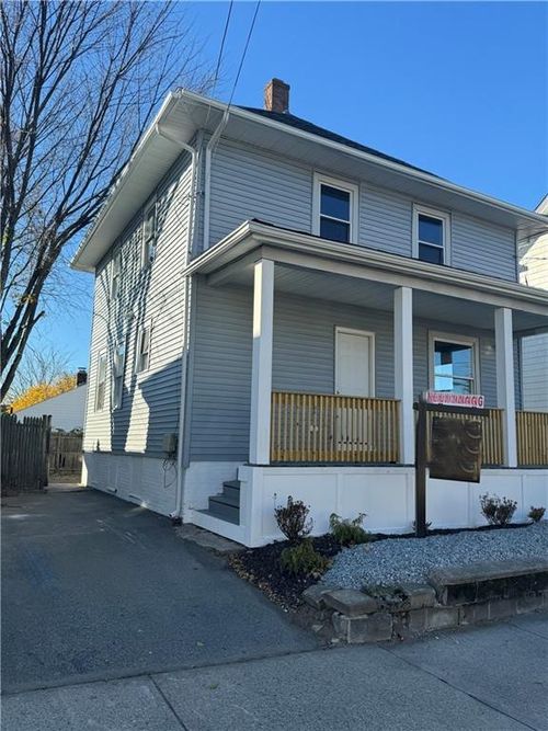 106 Commodore Street, Providence, RI, 02904 | Card Image