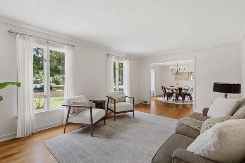 2575 Overlook Dr, Germantown, TN, 38138-6111 | Card Image