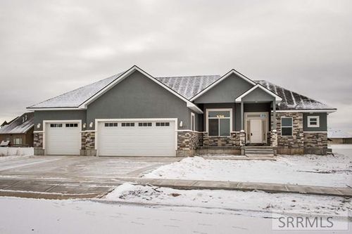 5011 Rock Hollow Ln, Idaho Falls, ID, 83401-6188 | Card Image