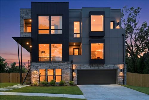 217 Ne H St, Bentonville, AR, 72712 | Card Image
