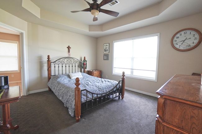 Primary Bedroom | Image 19