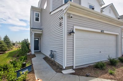 206 Kingsport Drive, Townhouse with 3 bedrooms, 2 bathrooms and 2 parking in South Elgin IL | Image 3