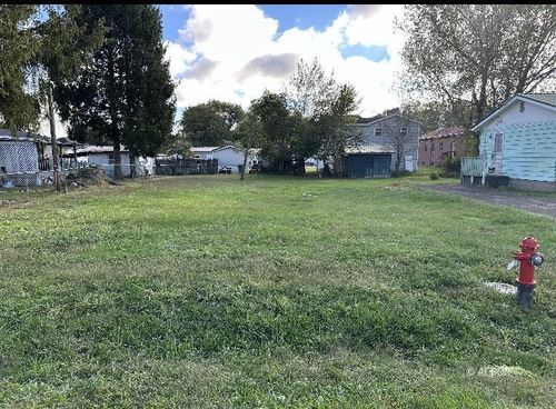 206 Beech St, Middleport, OH, 45760-1314 | Card Image