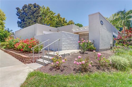 b-2006 Via Mariposa, Laguna Woods, CA, 92637 | Card Image