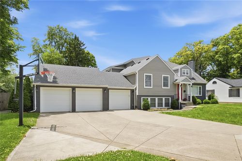 505 S Broadmoor Blvd, Springfield, OH, 45504-1137 | Card Image