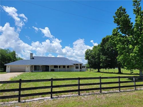 1330 Purple Martin Dr, NAPLES, FL, 34120-4801 | Card Image