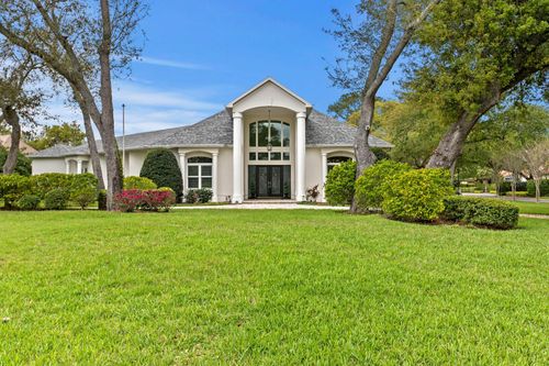 16504 Avila Blvd, TAMPA, FL, 33613-1031 | Card Image