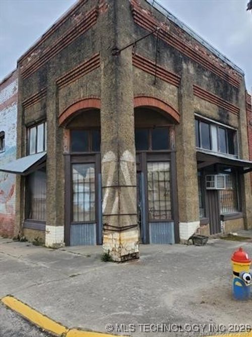 1101 Main St, Quinton, OK, 74561 | Card Image