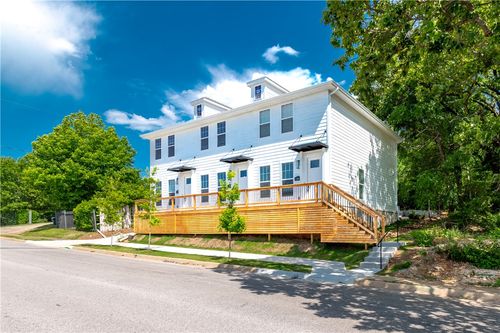 2286 W Stone St, Fayetteville, AR, 72701-6273 | Card Image