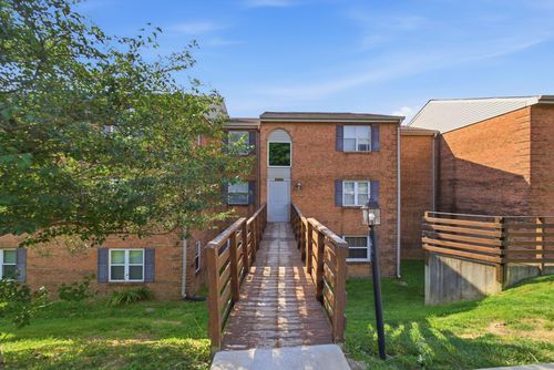 118-421 Redding Rd, Lexington, KY, 40517 | Card Image