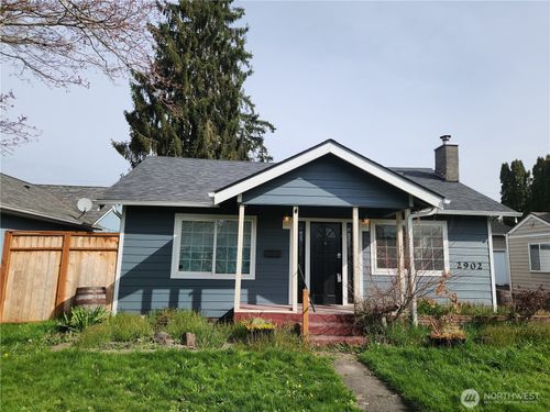 2902 Dover St, Longview, WA, 98632-2011 | Card Image