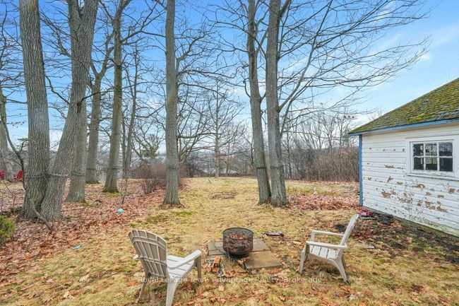 20 Belvedere Ave, House other with 6 bedrooms, 4 bathrooms and 3 parking in Parry Sound ON | Image 43