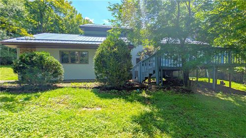 218 Chestnut Ln, Ohiopyle, PA, 15470 | Card Image