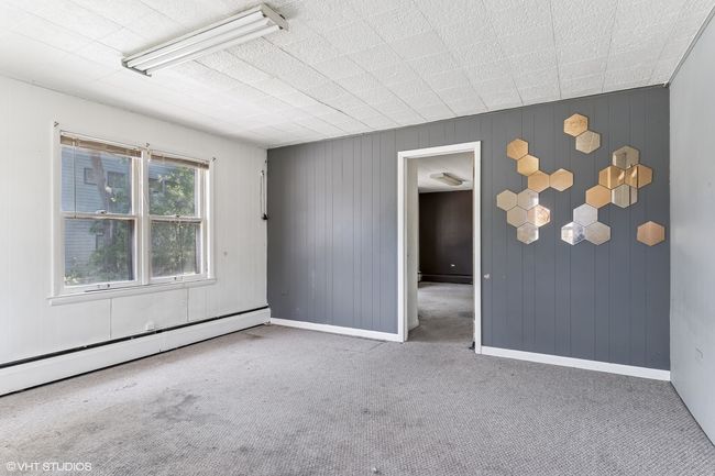 1005 Division St, House other with 6 bedrooms, 2 bathrooms and 2 parking in Lisle IL | Image 18