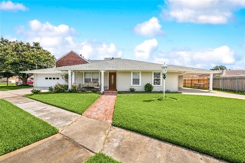 1701 Woodrow Ave, Metairie, LA, 70001-2334 | Card Image