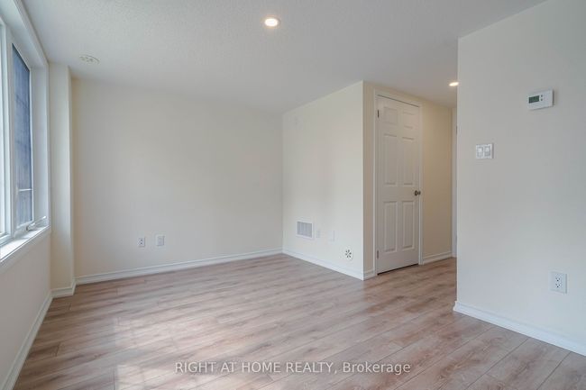 2559 Mojave Path, Condo with 5 bedrooms, 3 bathrooms and 2 parking in Oshawa ON | Image 17