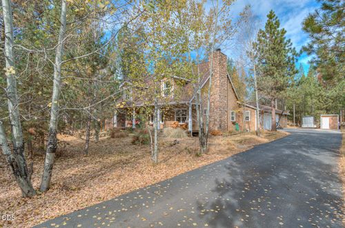 16116 Mountain Goat Lane, Bend, OR, 97707 | Card Image