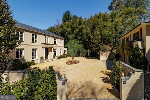 2740 Chain Bridge Rd Nw, WASHINGTON, DC, 20016-3404 | Card Image