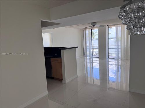 3l-2821 N Miami Beach Blvd, North Miami Beach, FL, 33162 | Card Image