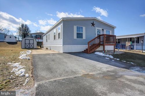 5614 Classic Ct, FAYETTEVILLE, PA, 17222-1200 | Card Image