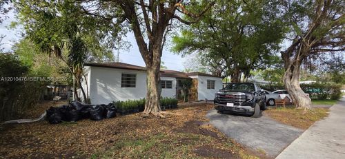2-2619 Arthur St, Hollywood, FL, 33020-3309 | Card Image