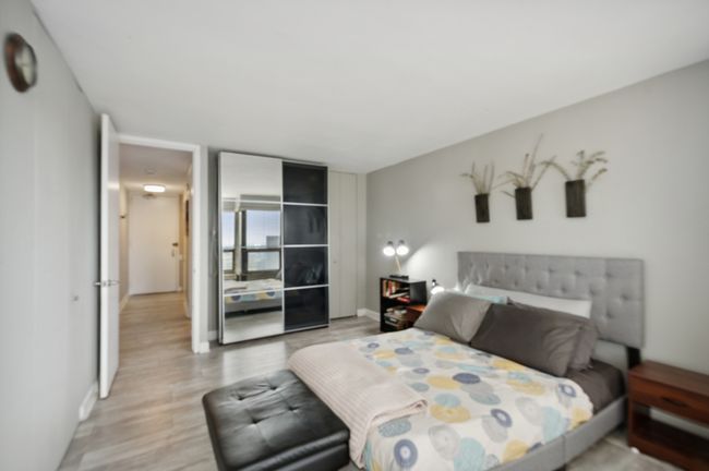 APT-3707 - 30 E Huron St, Condo with 2 bedrooms, 1 bathrooms and null parking in CHICAGO IL | Image 8