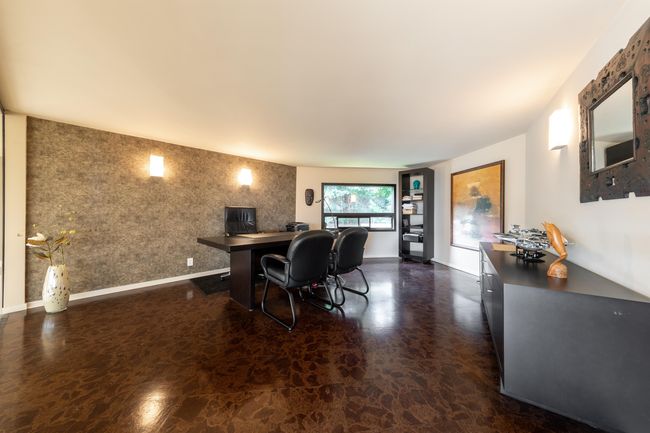 Office with baseboards | Image 16